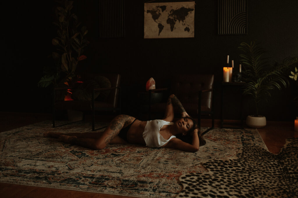 How to Prepare for a Boudoir Photoshoot: Boudoir session outfit selection including lingerie and styling pieces laid out before a photoshoot.